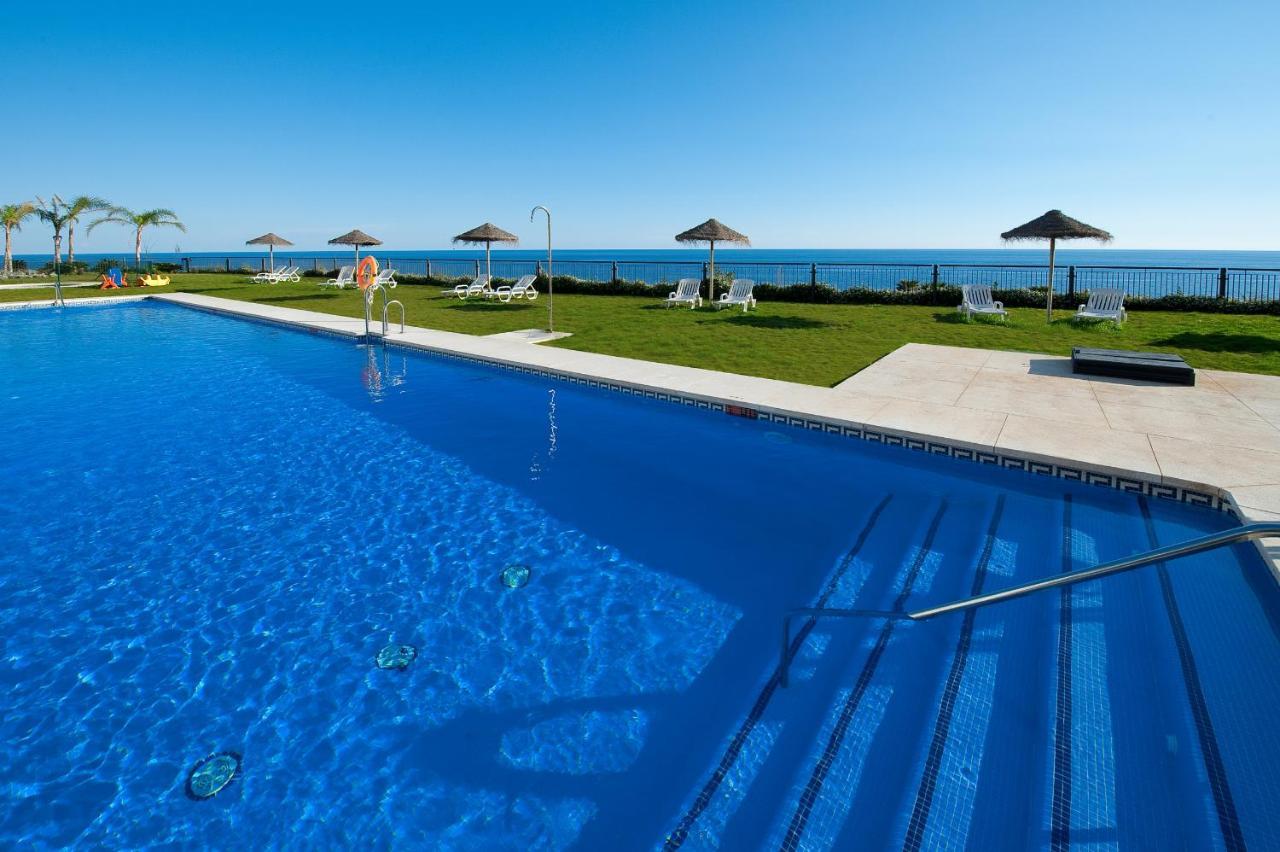 Apartamento vista mar frontal garaje y WiFi Torrox Exterior foto
