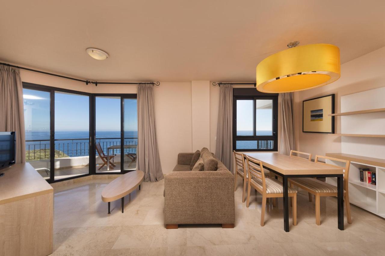 Apartamento vista mar frontal garaje y WiFi Torrox Exterior foto